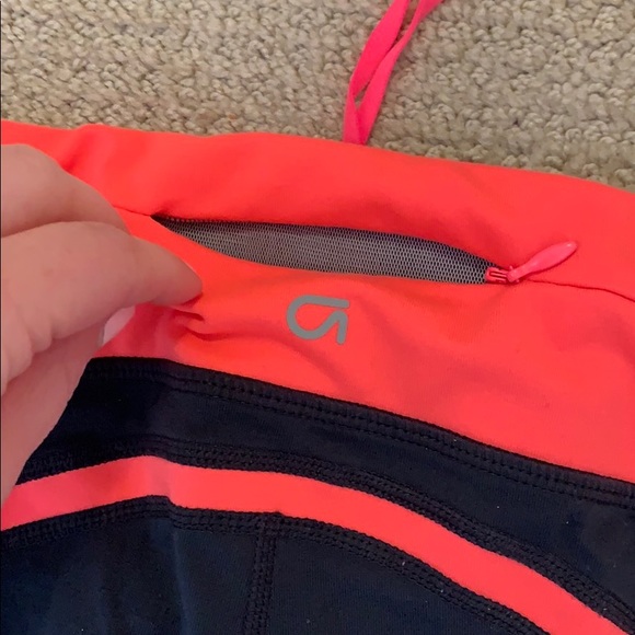 Gap yoga pants - Picture 6 of 8